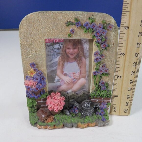 Gardening (3) Floral themed Picture Frames - Picture 3 of 14